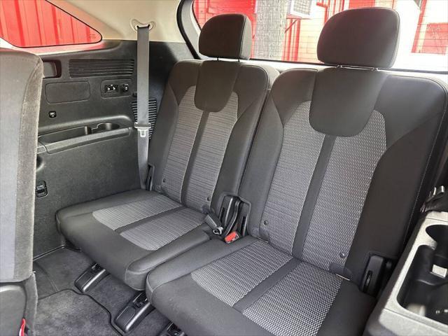 used 2023 Kia Sorento car, priced at $19,999