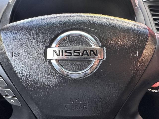 used 2014 Nissan Pathfinder car, priced at $10,499