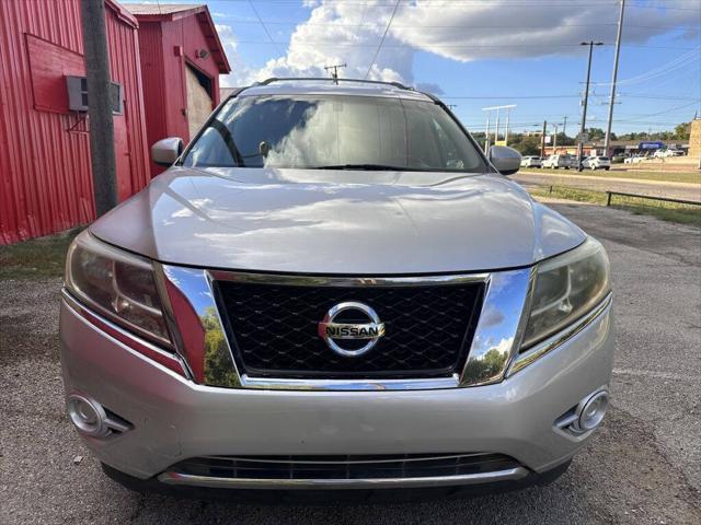 used 2014 Nissan Pathfinder car, priced at $10,499