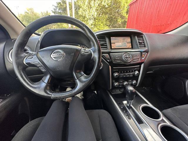 used 2014 Nissan Pathfinder car, priced at $10,499