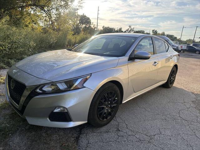 used 2019 Nissan Altima car, priced at $10,499