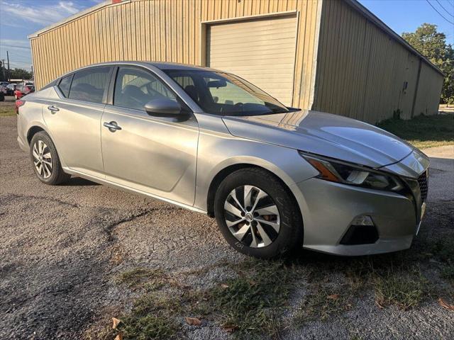 used 2019 Nissan Altima car, priced at $10,499