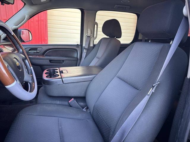 used 2013 Chevrolet Suburban car, priced at $11,999