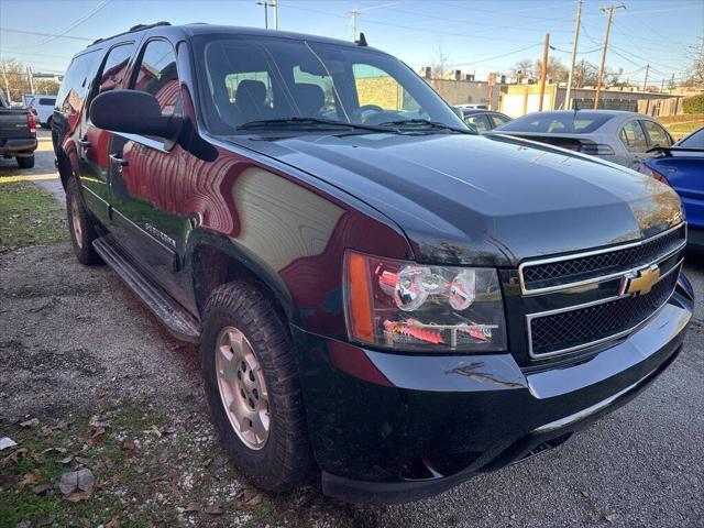 used 2013 Chevrolet Suburban car, priced at $11,999