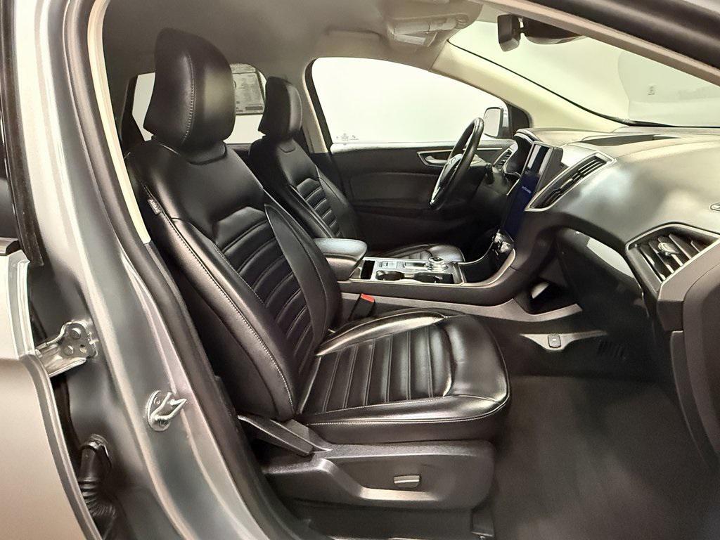 used 2024 Ford Edge car, priced at $23,458