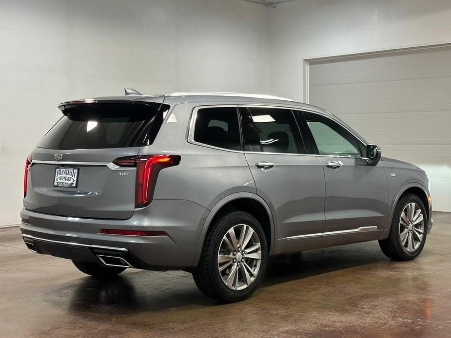 used 2022 Cadillac XT6 car, priced at $34,468