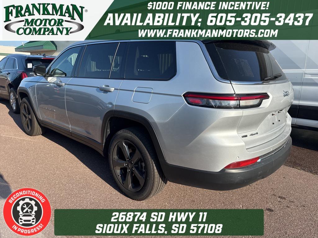 used 2021 Jeep Grand Cherokee L car, priced at $28,511