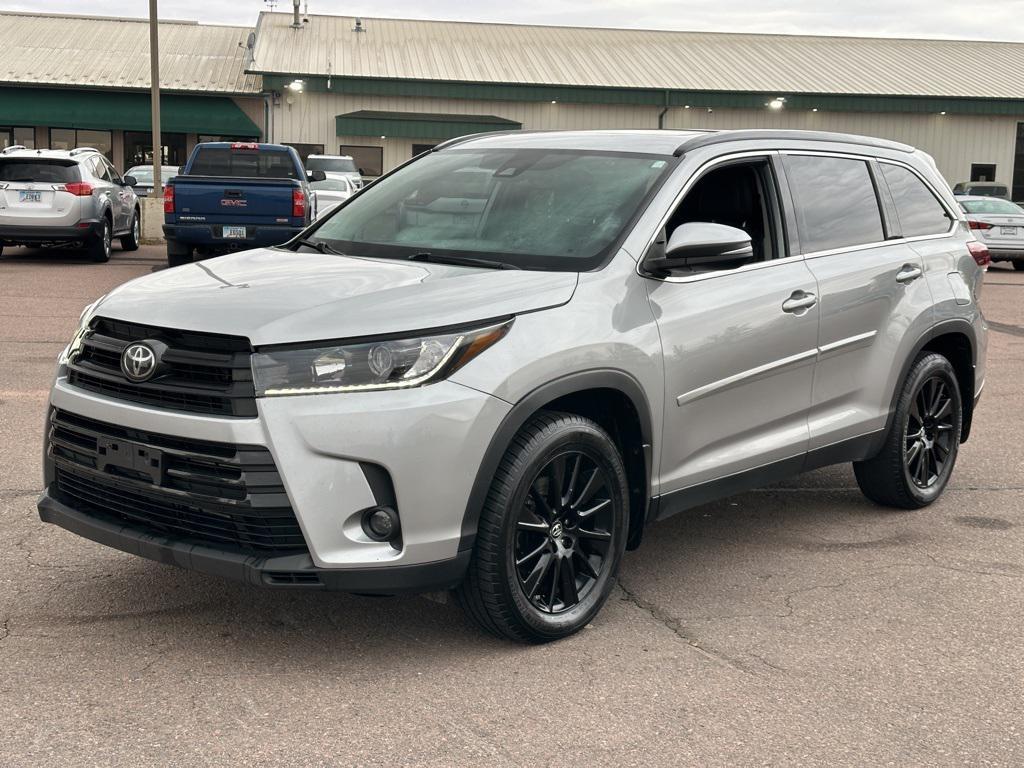 used 2019 Toyota Highlander car, priced at $22,750