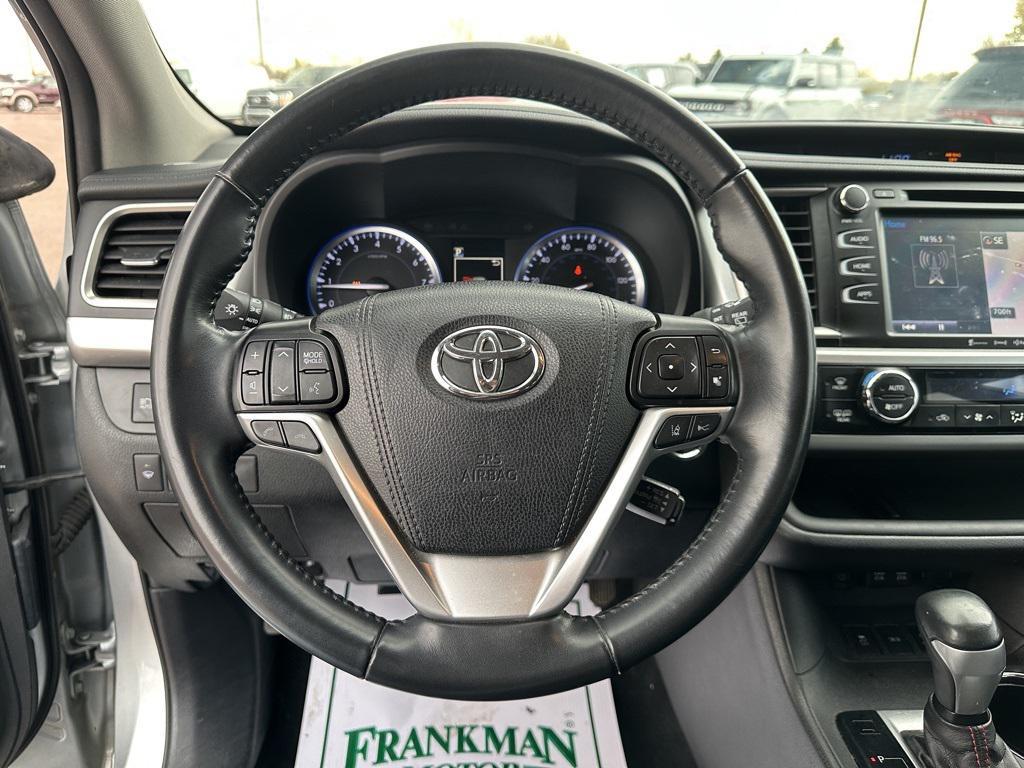 used 2019 Toyota Highlander car, priced at $22,750