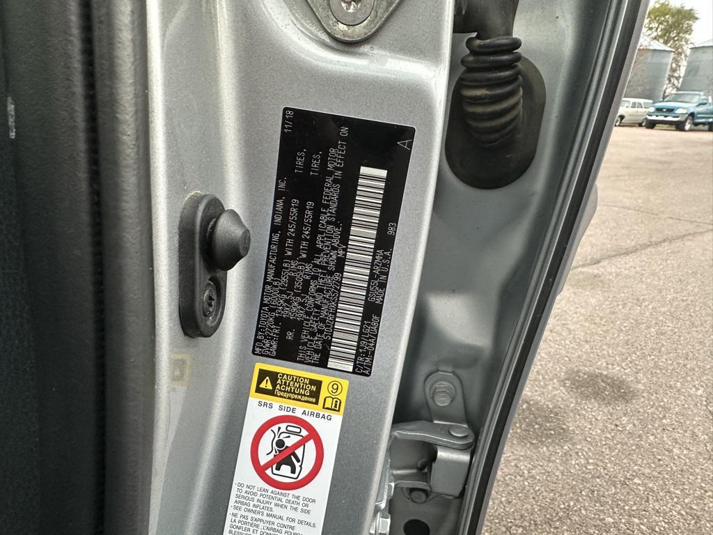 used 2019 Toyota Highlander car, priced at $22,750