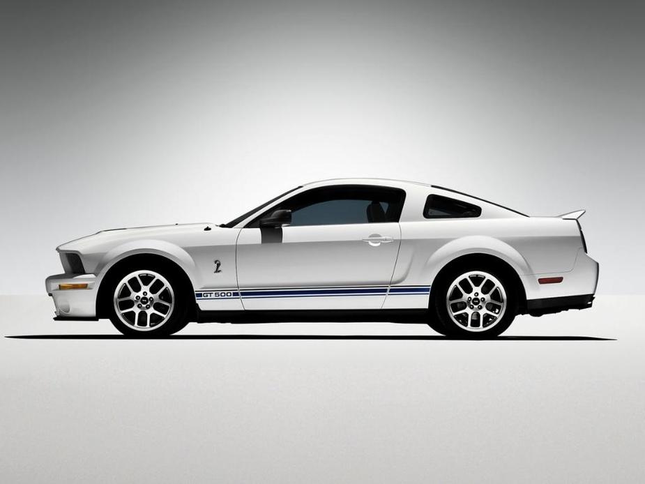 used 2007 Ford Mustang car