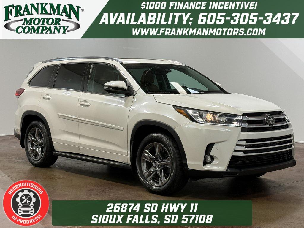 used 2019 Toyota Highlander car, priced at $31,759