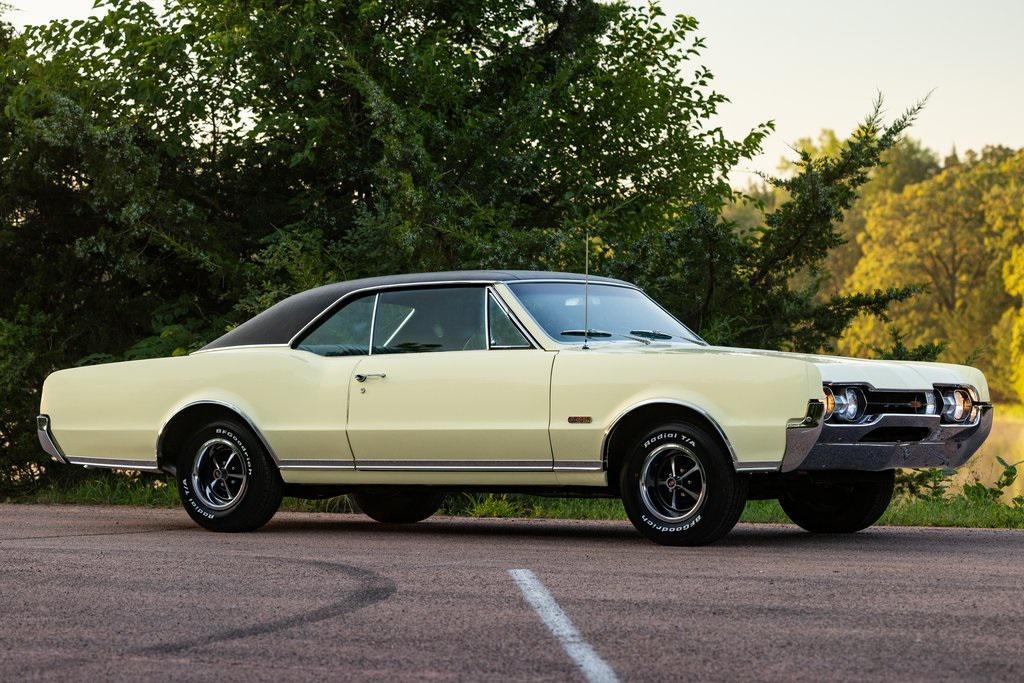 used 1967 Oldsmobile 442 car, priced at $38,500