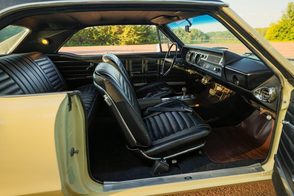 used 1967 Oldsmobile 442 car, priced at $38,500