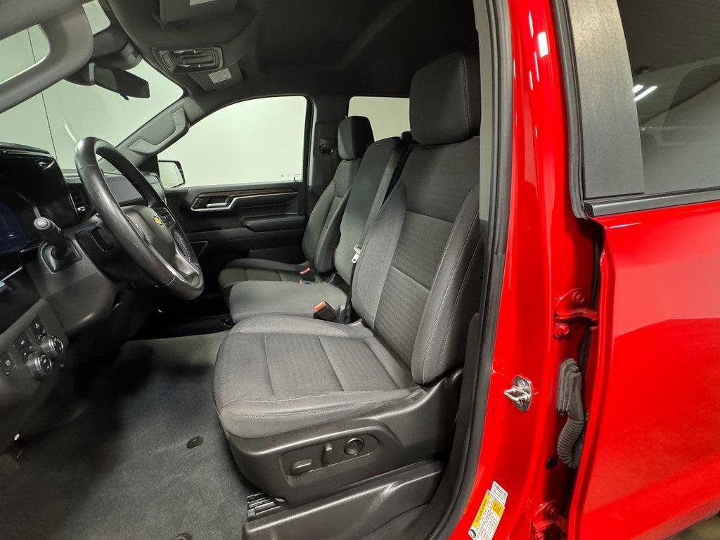 used 2022 Chevrolet Silverado 1500 car, priced at $36,281
