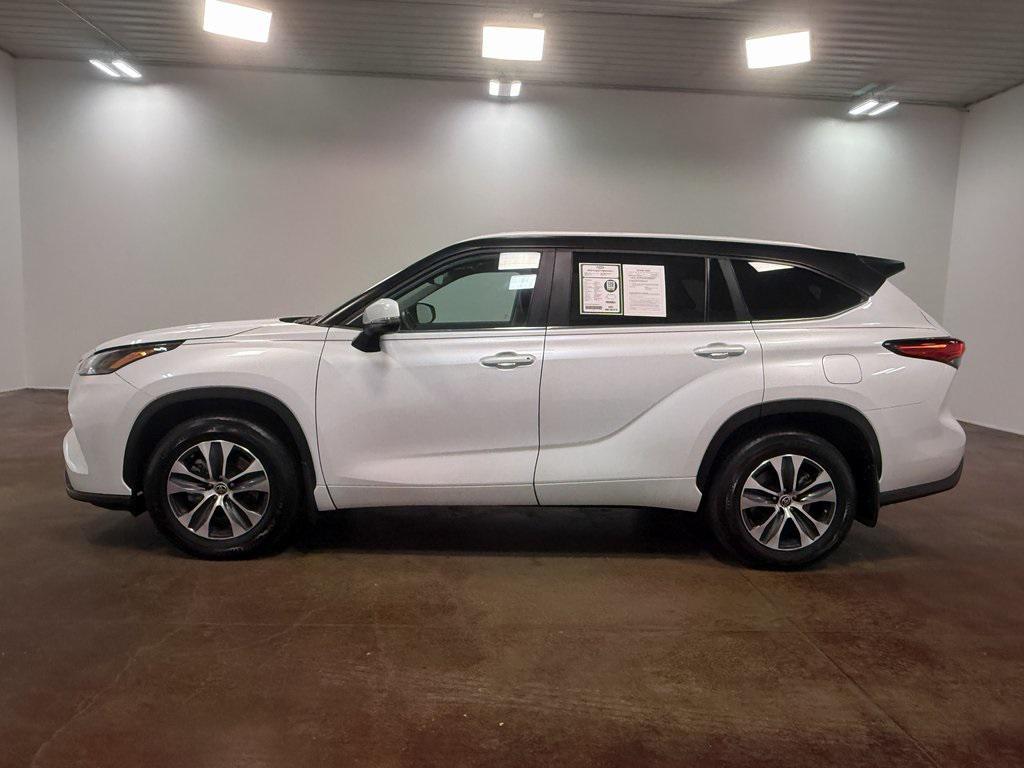 used 2023 Toyota Highlander car, priced at $36,701