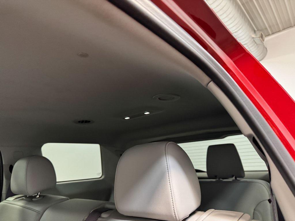 used 2023 GMC Acadia car, priced at $22,989