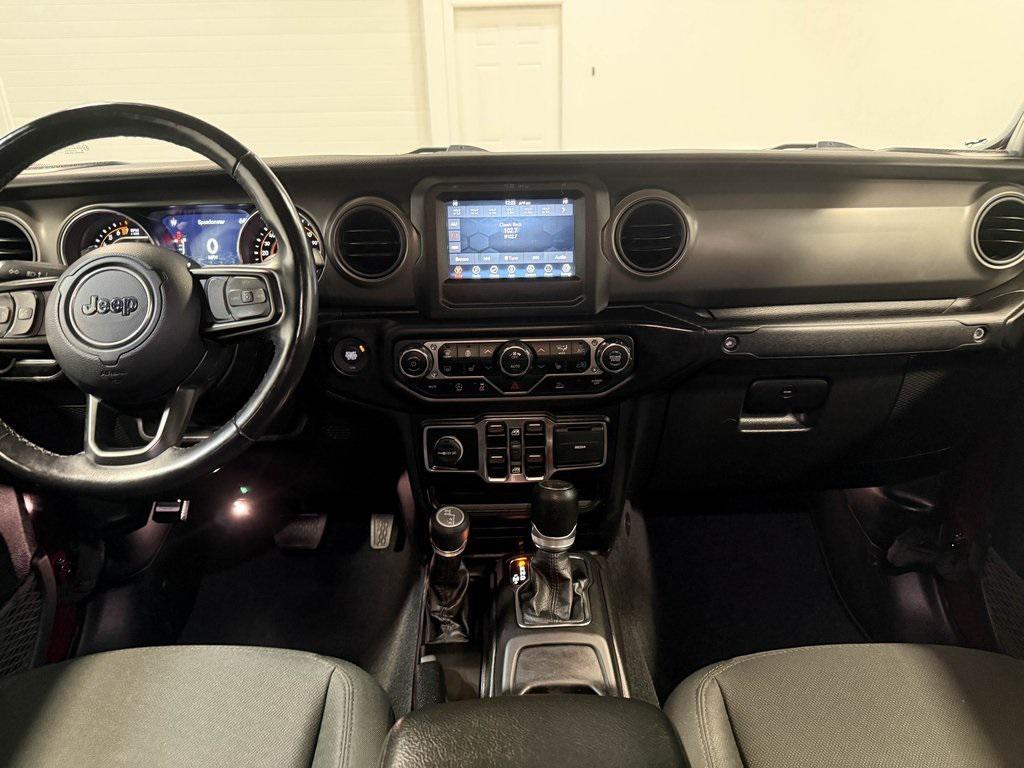 used 2022 Jeep Gladiator car, priced at $31,200