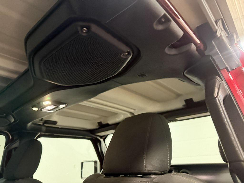 used 2022 Jeep Gladiator car, priced at $31,200