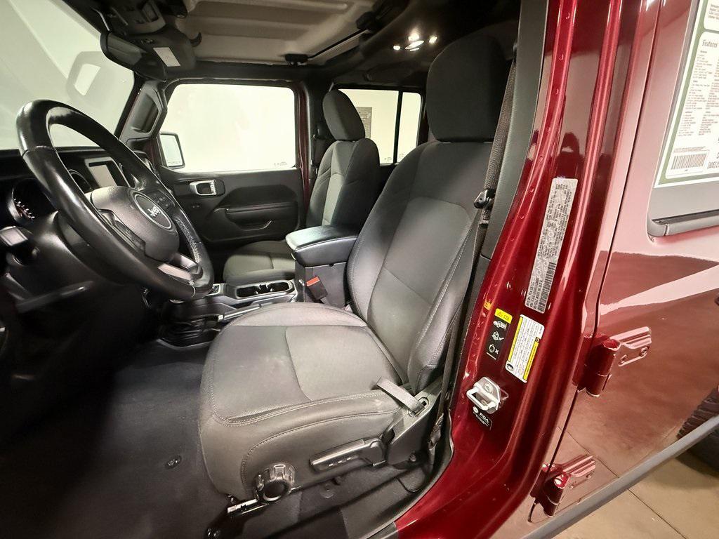 used 2022 Jeep Gladiator car, priced at $31,200