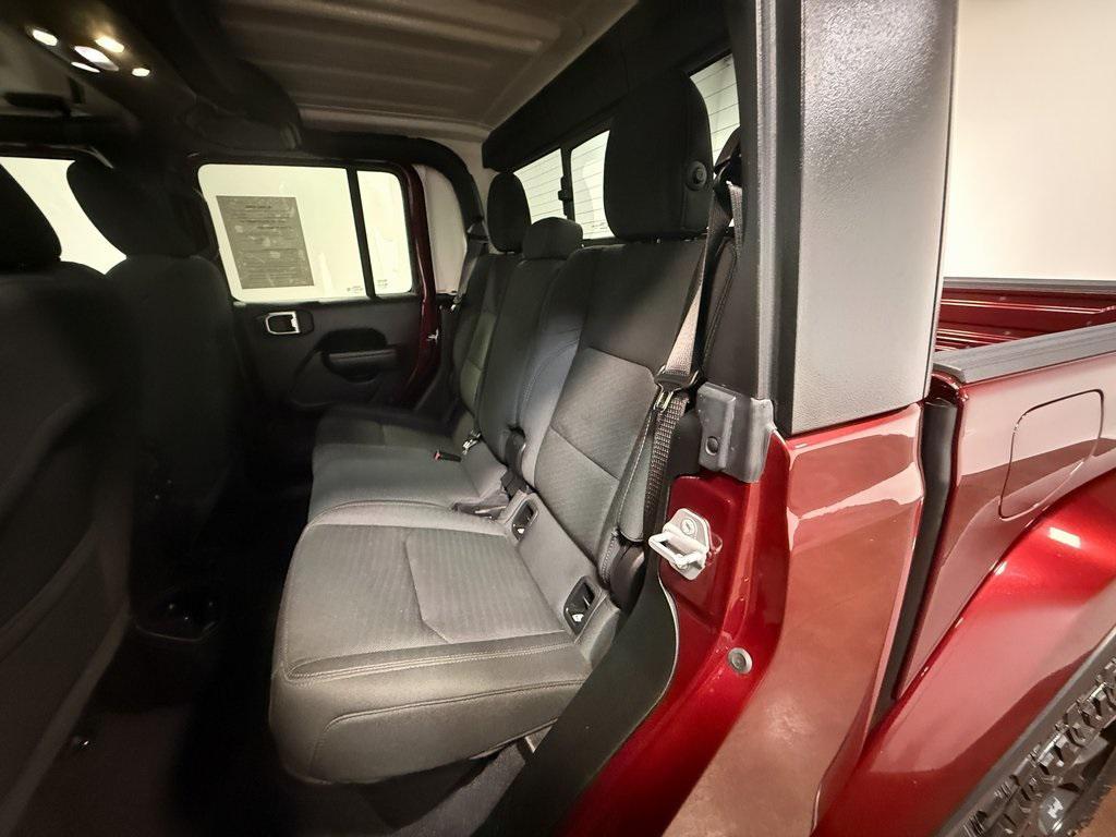 used 2022 Jeep Gladiator car, priced at $31,200