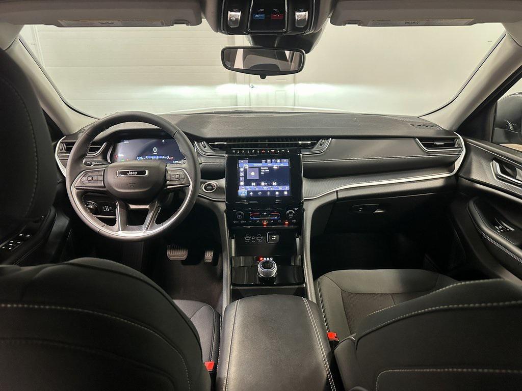 used 2023 Jeep Grand Cherokee car, priced at $29,499