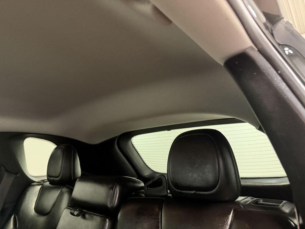 used 2019 Jeep Cherokee car, priced at $20,489