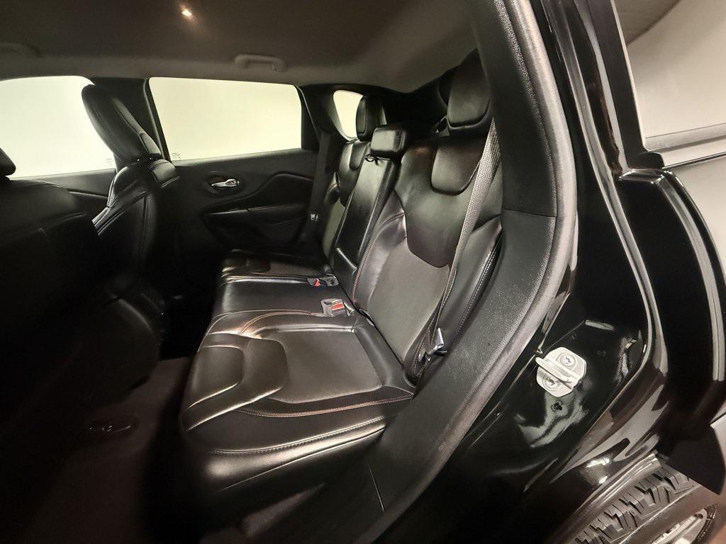 used 2019 Jeep Cherokee car, priced at $20,489