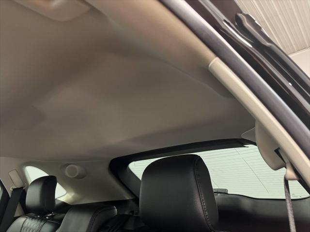 used 2024 Ford Edge car, priced at $33,894
