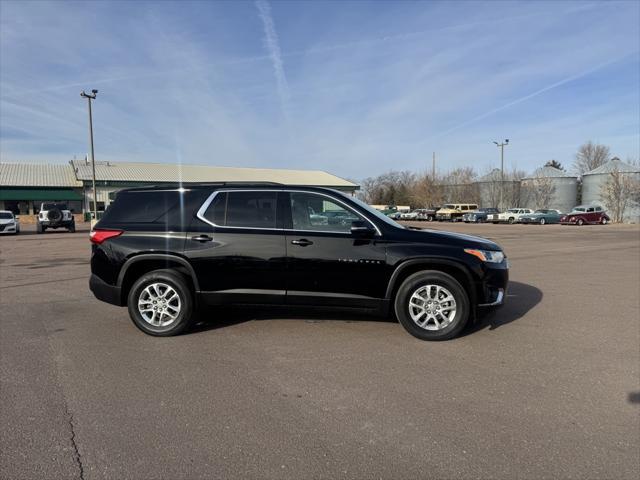 used 2022 Chevrolet Traverse car, priced at $28,326