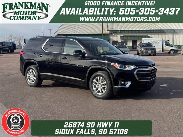 used 2022 Chevrolet Traverse car, priced at $28,326