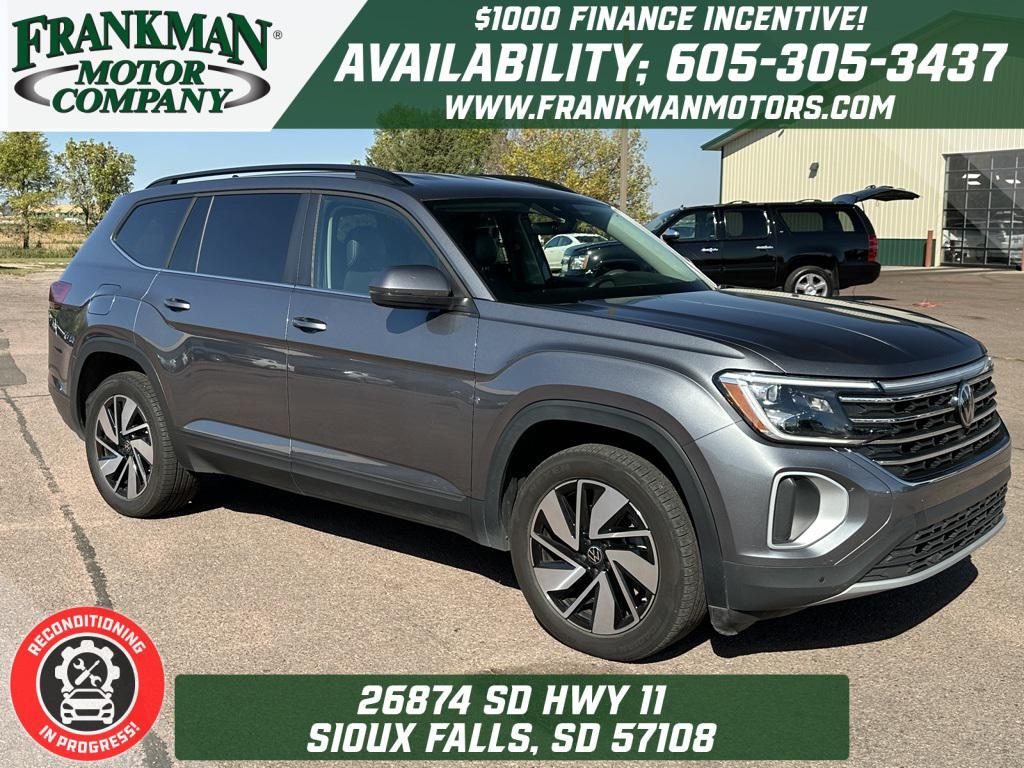 used 2025 Volkswagen Atlas car, priced at $35,987