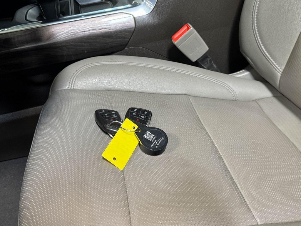 used 2022 Chevrolet Silverado 1500 car, priced at $43,987