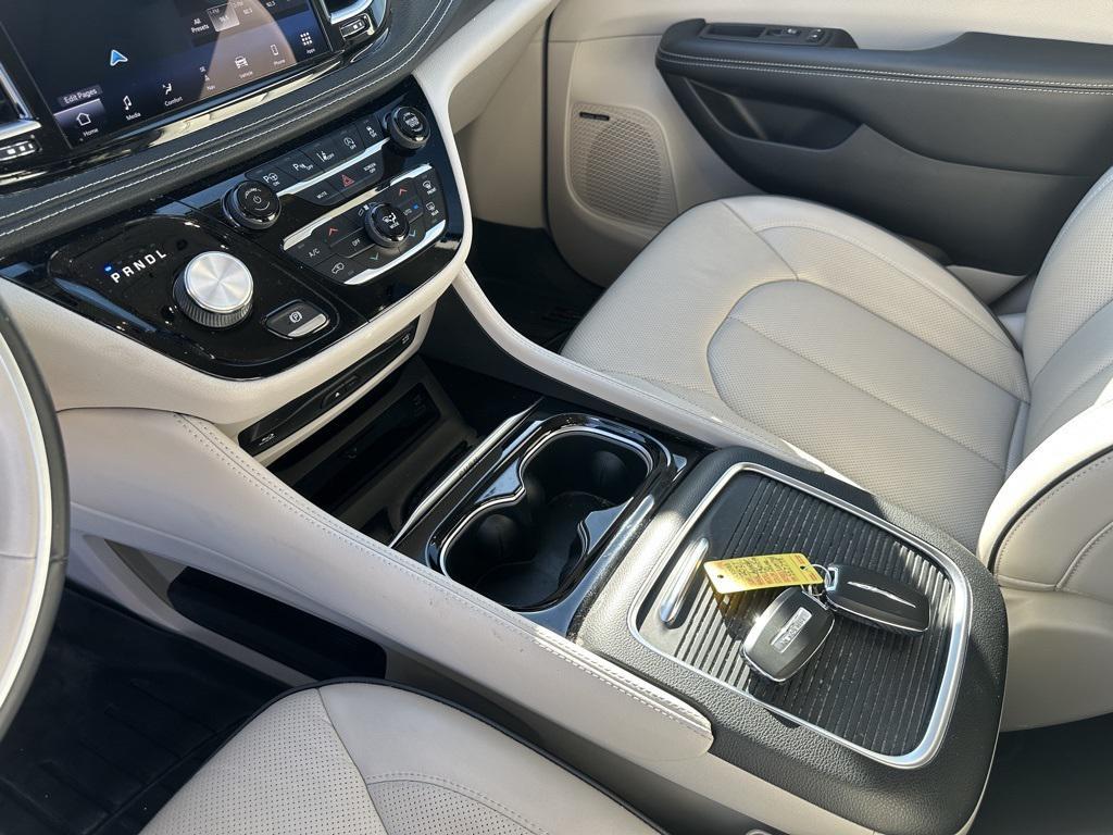 used 2021 Chrysler Pacifica car, priced at $36,807