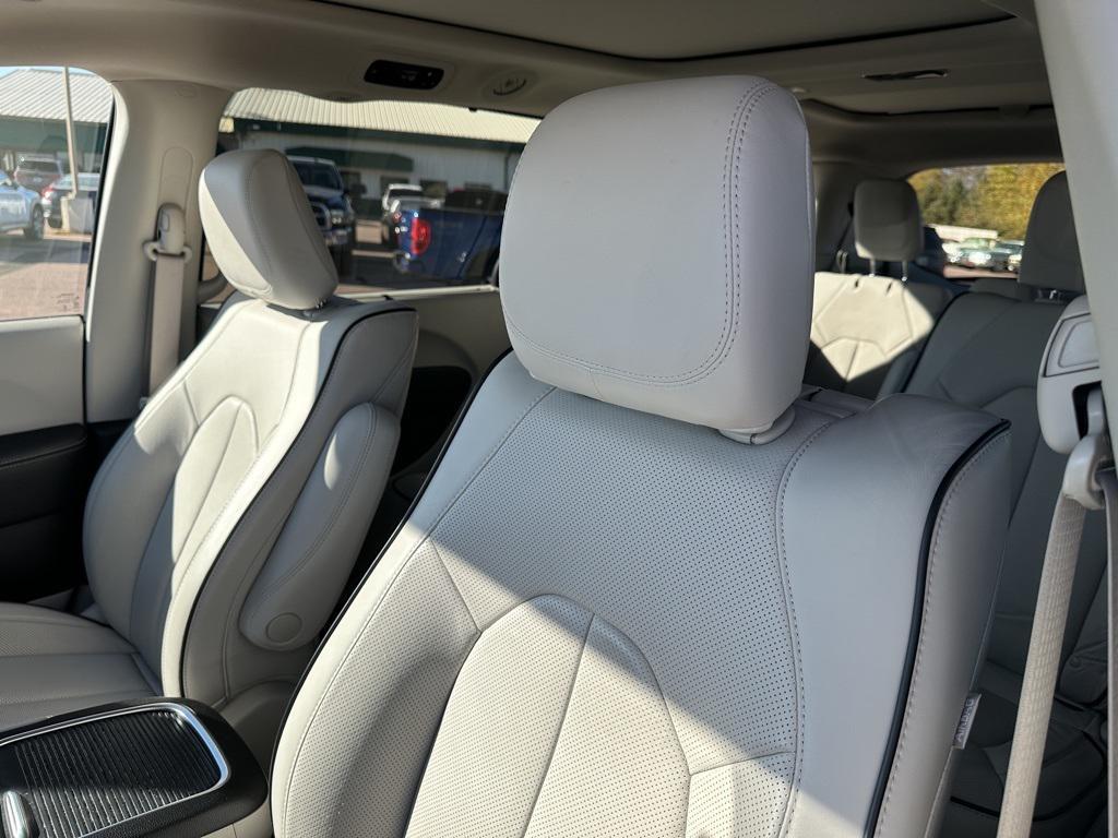 used 2021 Chrysler Pacifica car, priced at $36,807