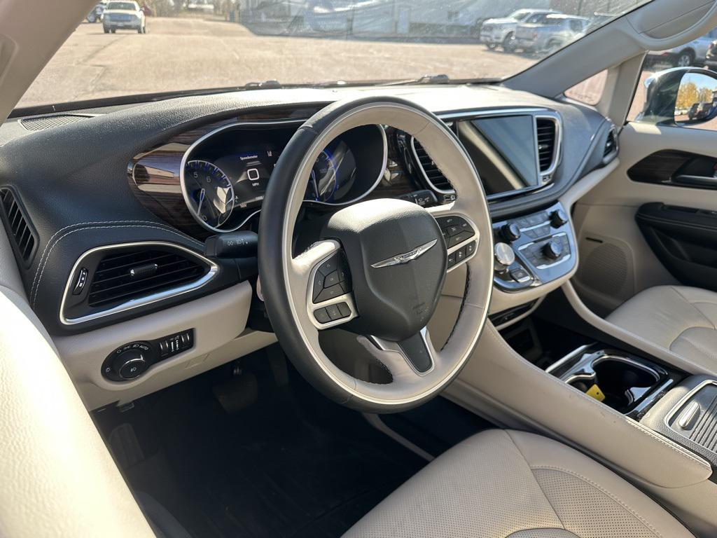 used 2021 Chrysler Pacifica car, priced at $36,807