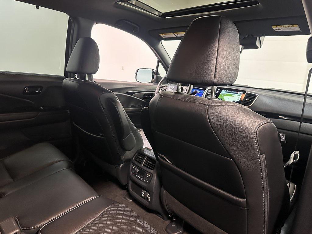used 2023 Honda Passport car, priced at $37,503