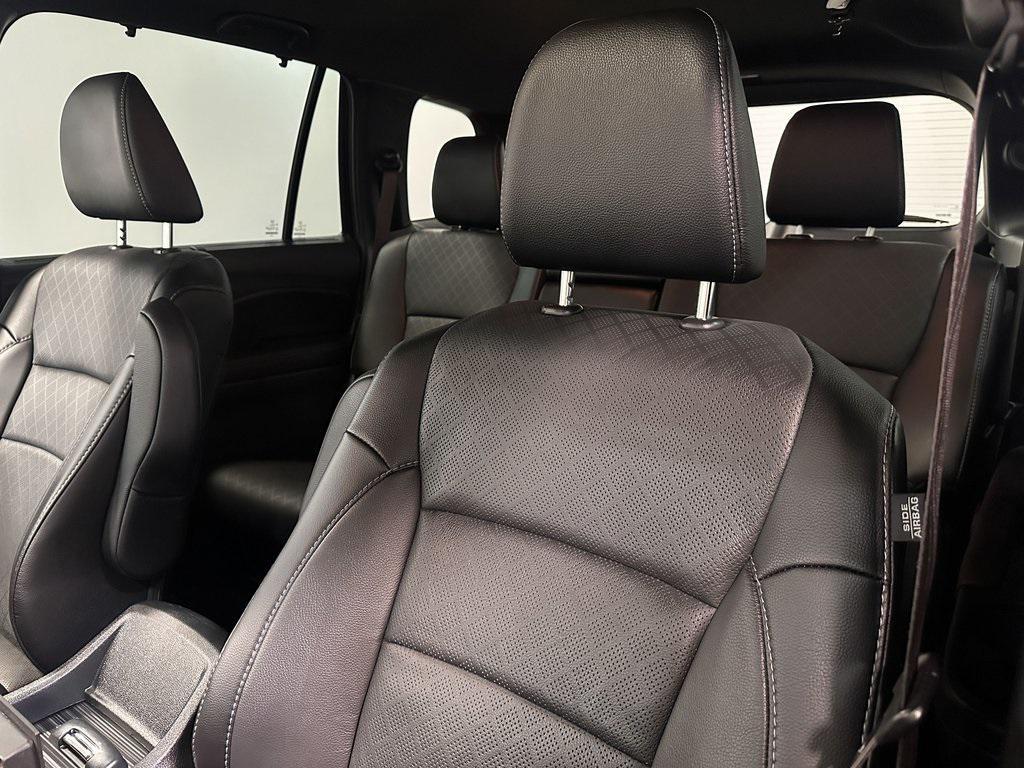 used 2023 Honda Passport car, priced at $37,503