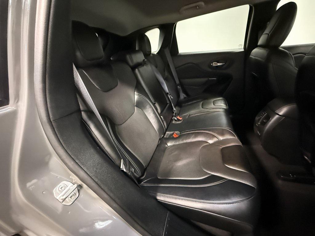 used 2023 Jeep Cherokee car, priced at $23,190