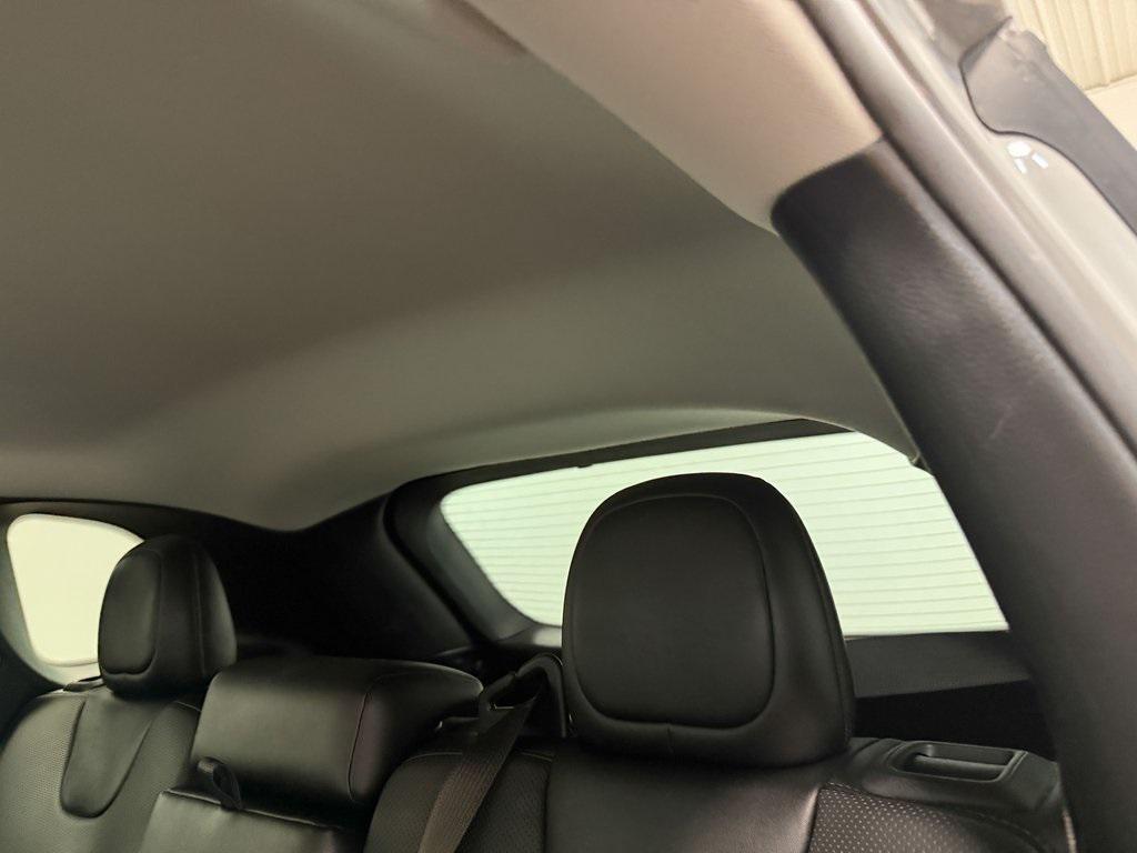 used 2023 Jeep Cherokee car, priced at $23,190