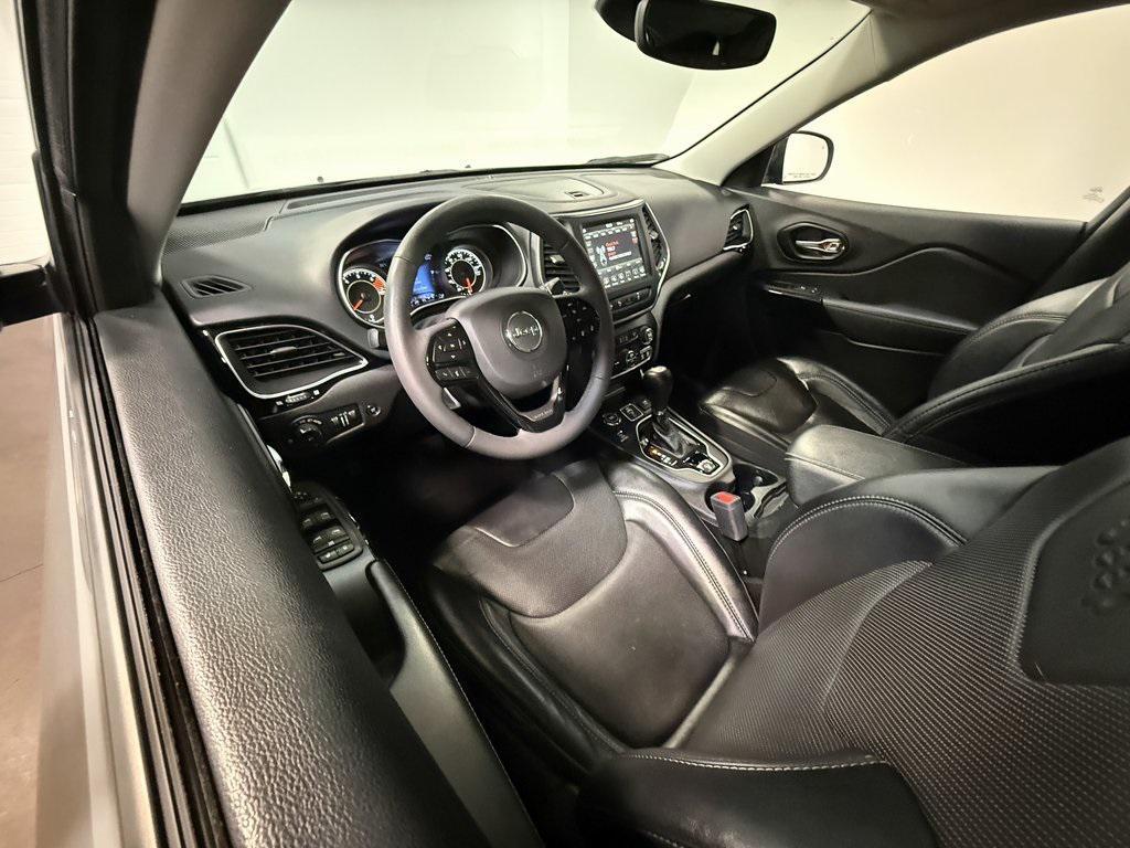 used 2023 Jeep Cherokee car, priced at $23,190