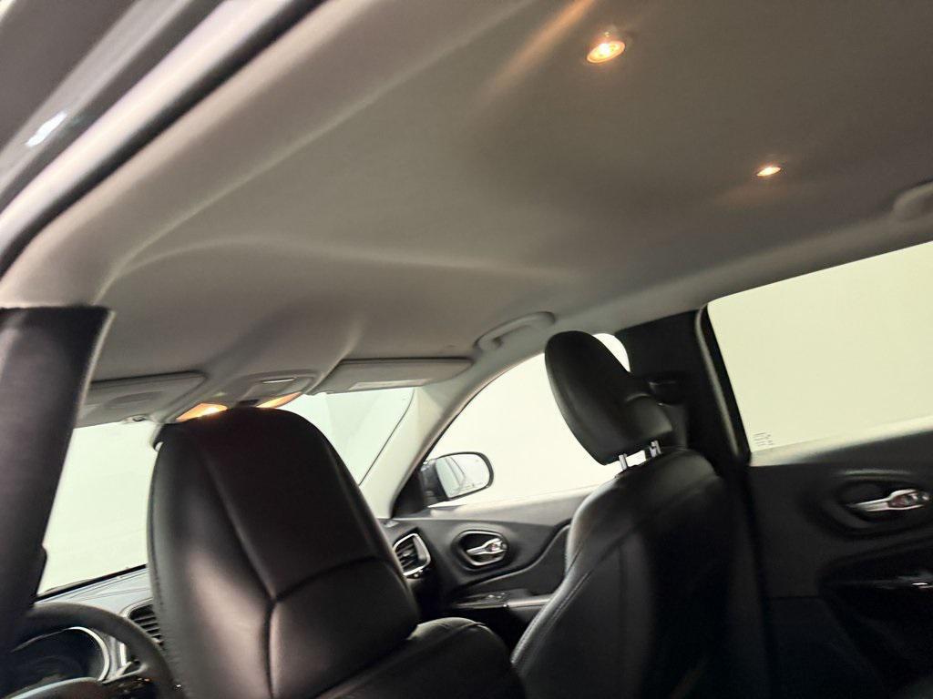 used 2023 Jeep Cherokee car, priced at $23,190