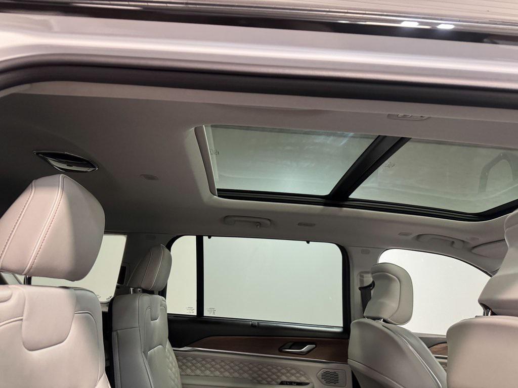 used 2023 Jeep Grand Cherokee L car, priced at $39,987