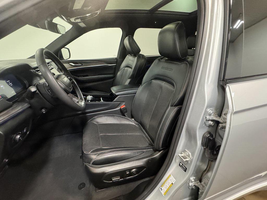 used 2024 Jeep Grand Cherokee L car, priced at $43,432