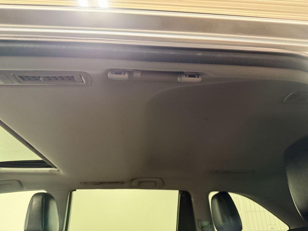 used 2017 Toyota Highlander car, priced at $22,900