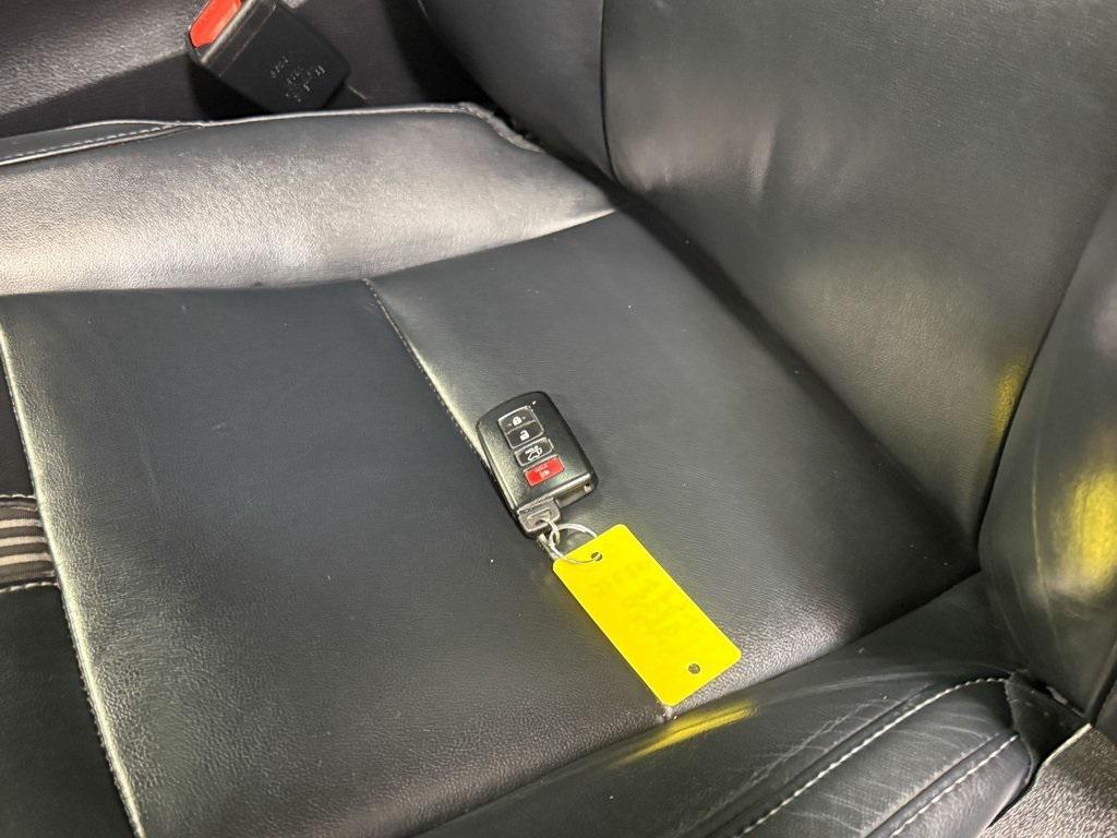 used 2017 Toyota Highlander car, priced at $22,900