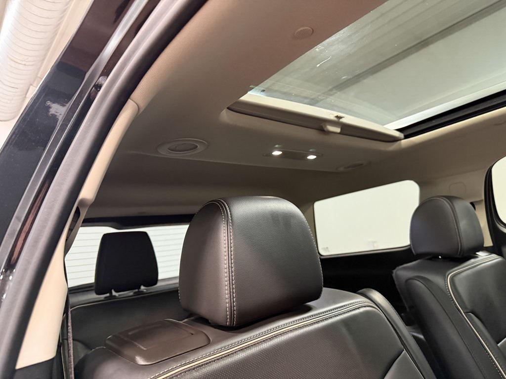 used 2022 GMC Acadia car, priced at $32,886