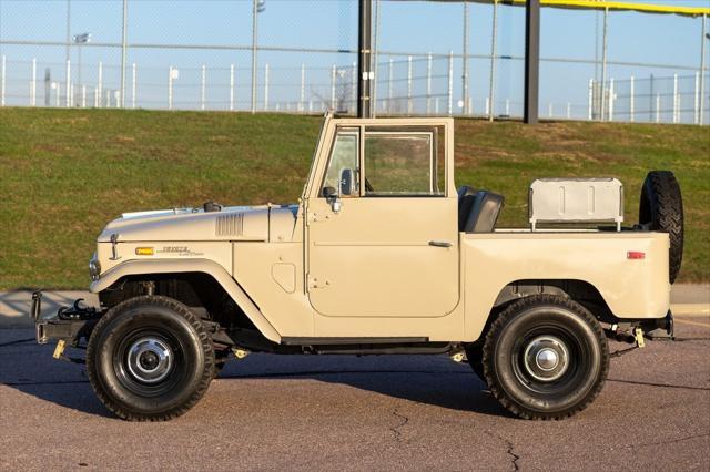 used 1970 Toyota Land Cruiser car, priced at $15,000