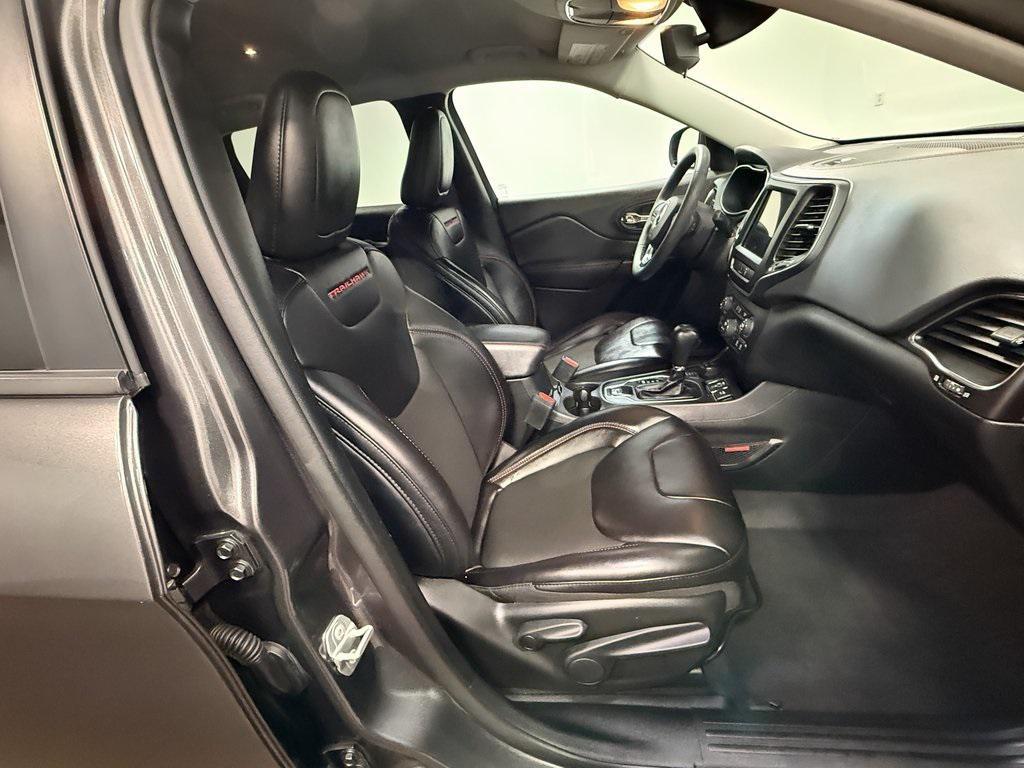 used 2022 Jeep Cherokee car, priced at $25,612