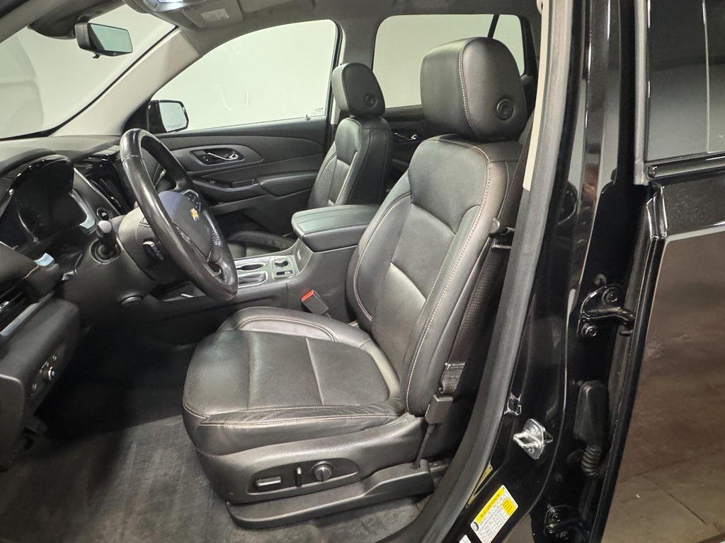 used 2019 Chevrolet Traverse car, priced at $23,297